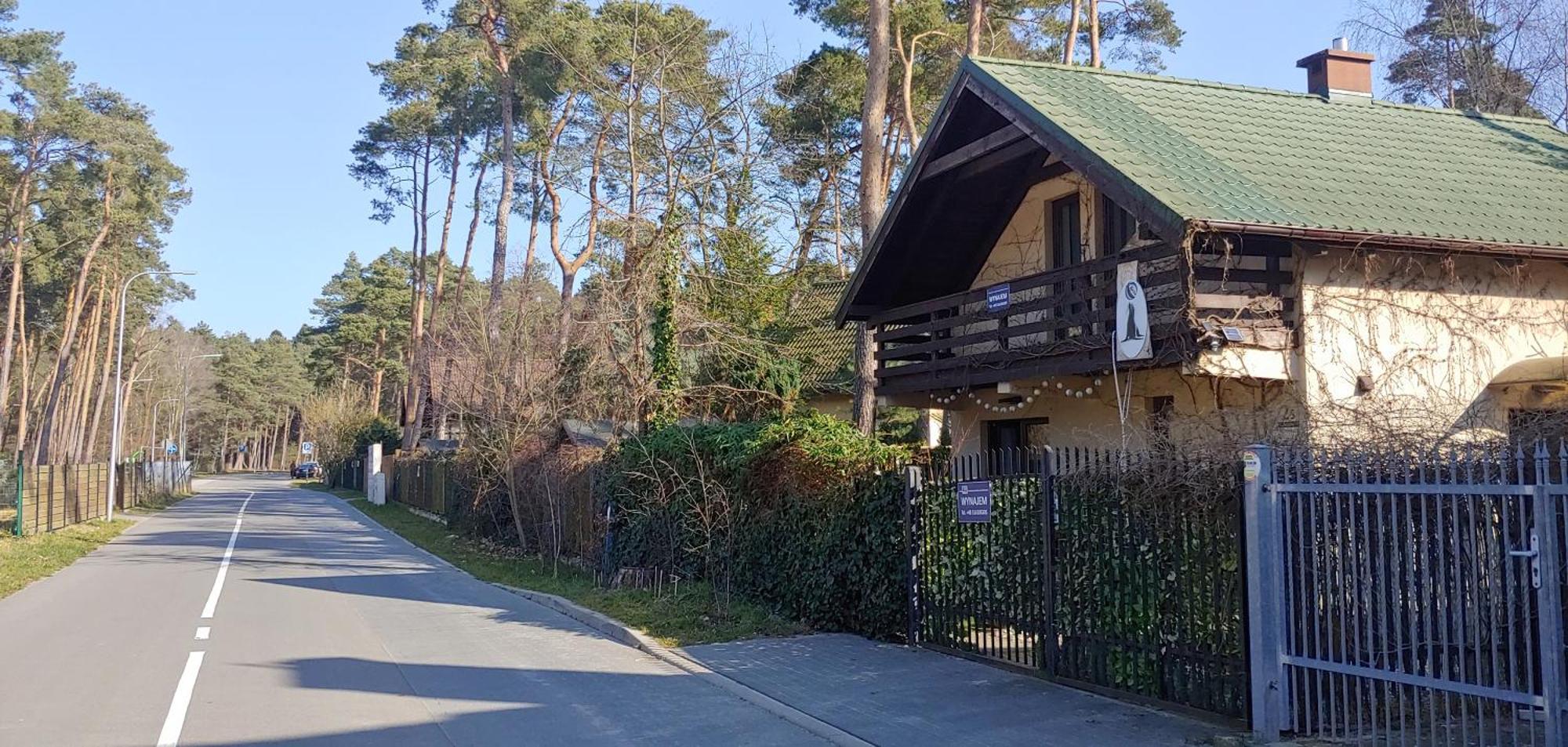 Dom Kotik W Lukecinie Villa Buitenkant foto